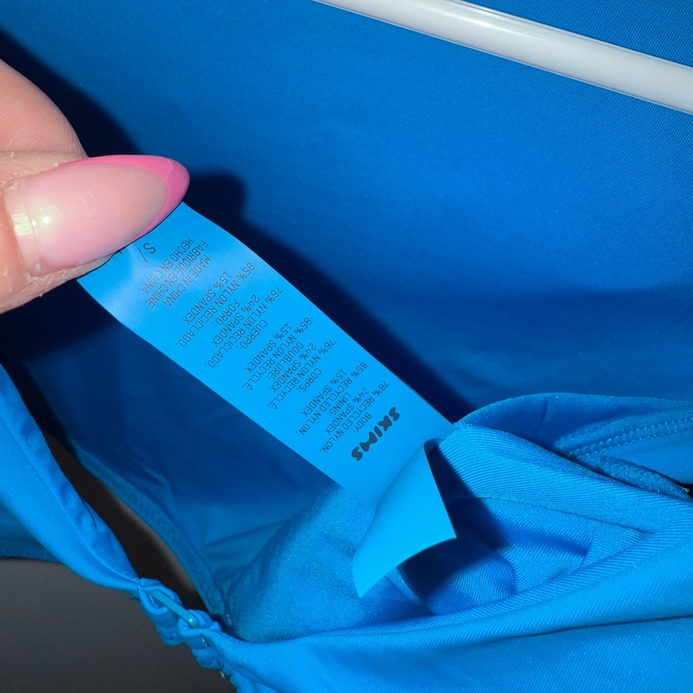 SKIMS Coverup Set: Swim Long Sleeve Shrug and Ruched Mini Skirt Turquoise - Picture 7 of 16